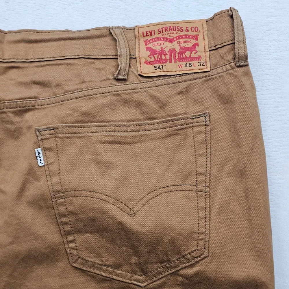 Levis 541 Athletic Taper Pants Mens 48x30 Brown Cotton‎ Stretch Workwear Rugged